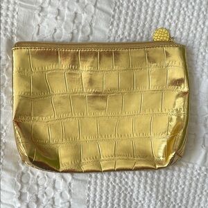 Gold clutch